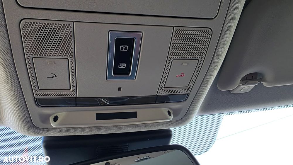 Jaguar F-Pace D300 AWD - 38