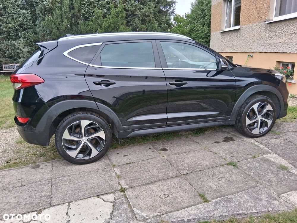 Hyundai Tucson - 8