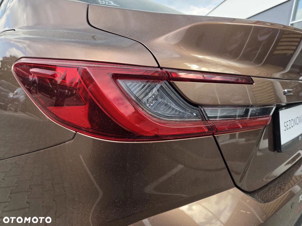 Toyota Camry 2.5 Hybrid Prestige CVT - 8