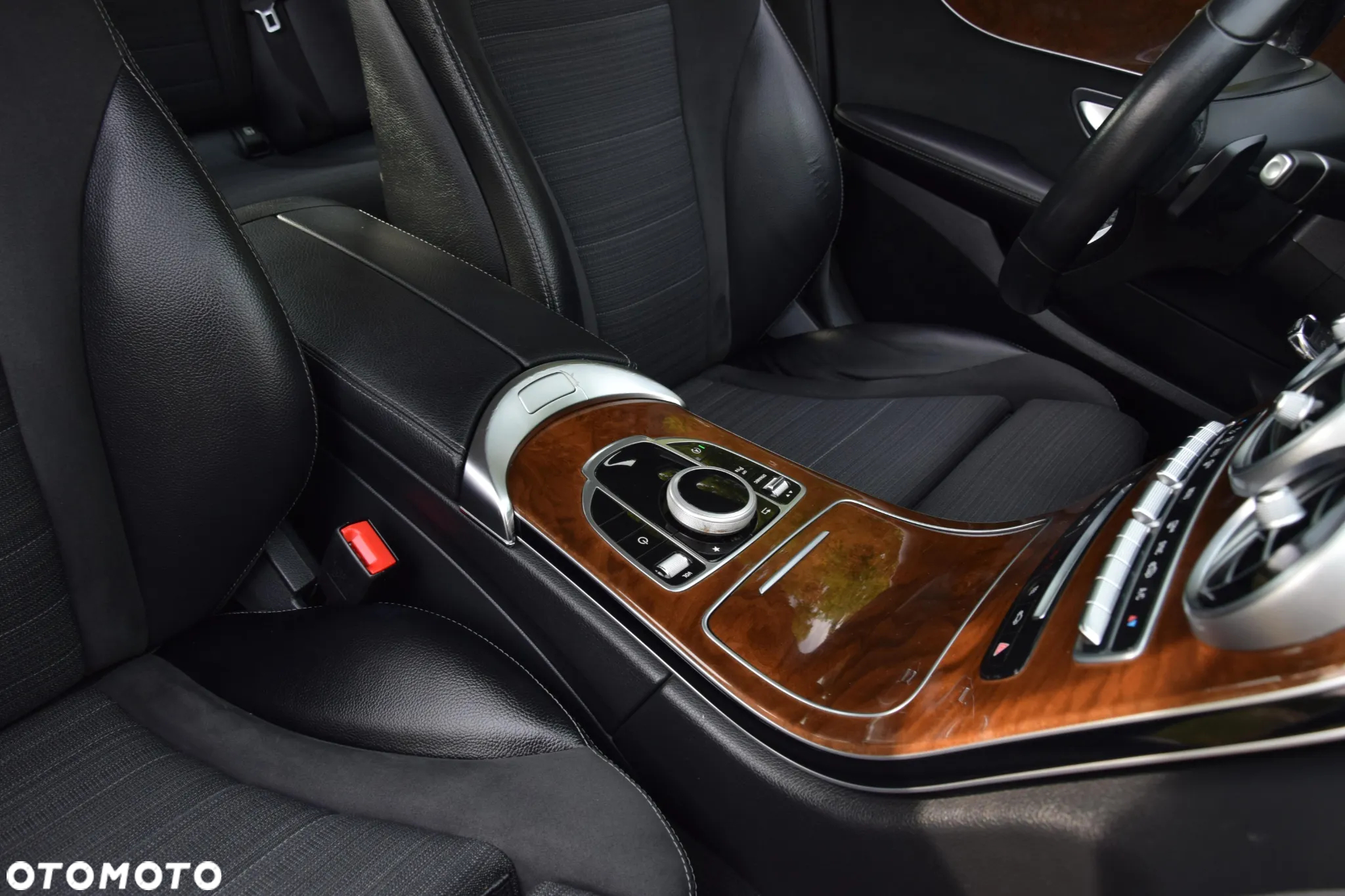 Mercedes-Benz Klasa C 200 9G-TRONIC - 17