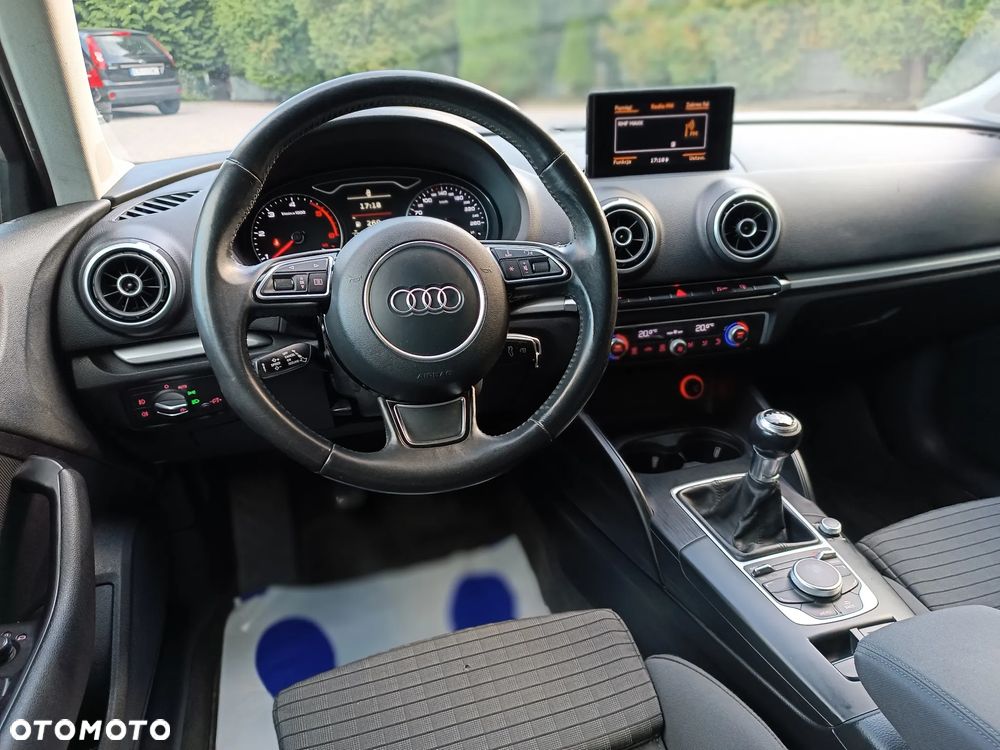 Audi A3 Sportback 1.6 TDI Sport - 31