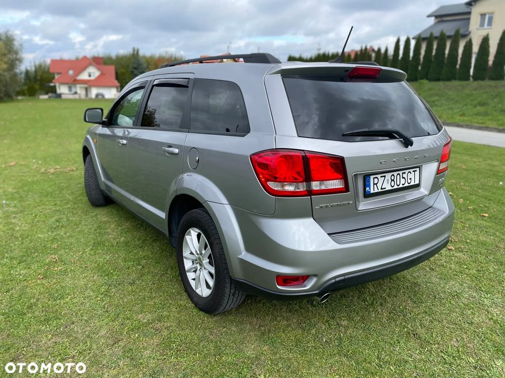 Dodge Journey - 4