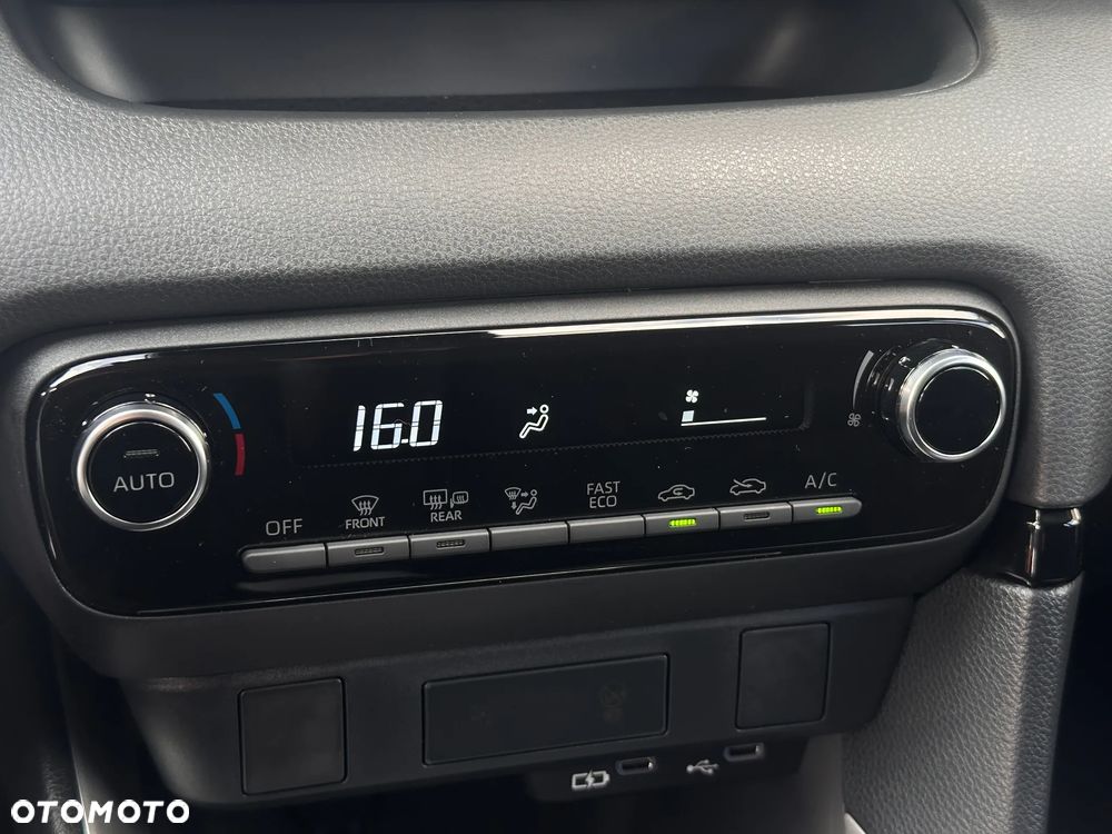 Toyota Yaris Hybrid 1.5 Comfort - 12