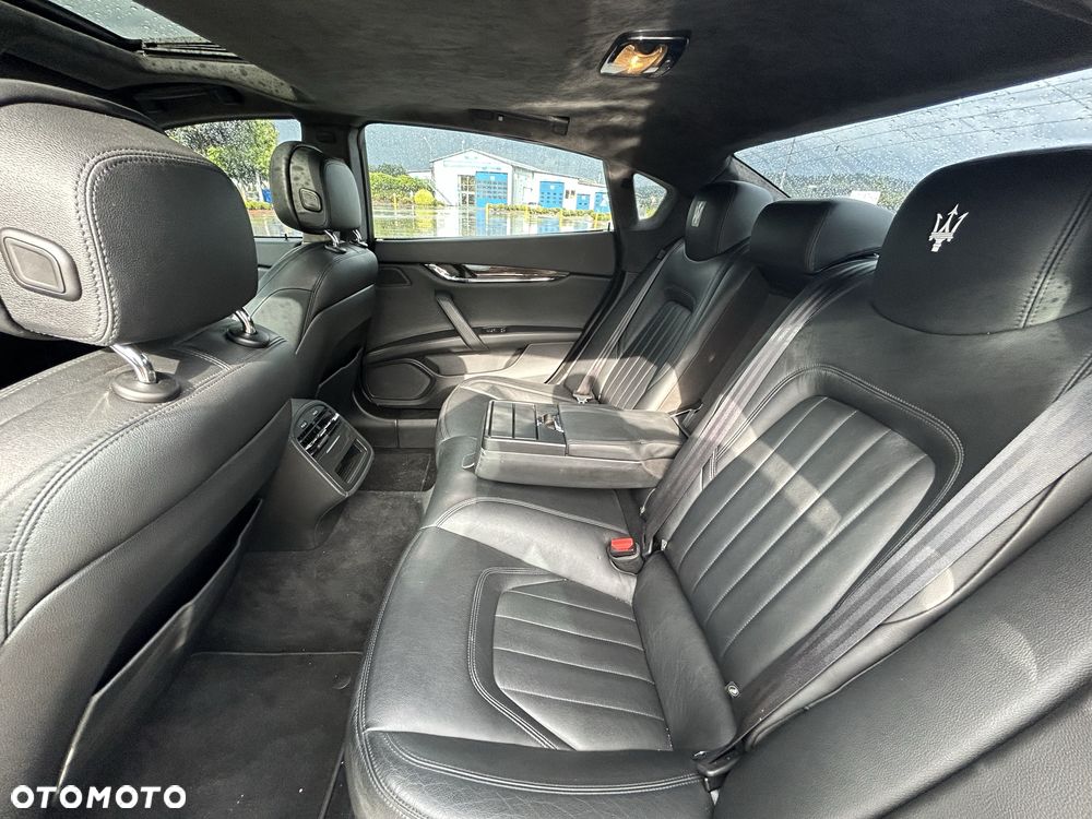 Maserati Quattroporte - 8