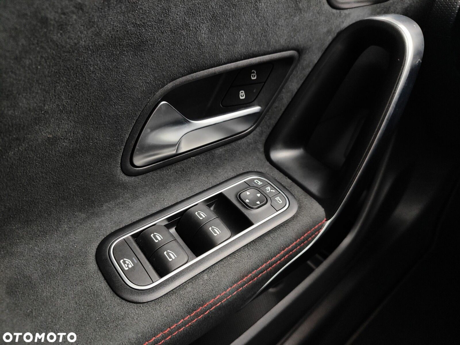 Mercedes-Benz CLA 200 AMG Line 7G-DCT - 18