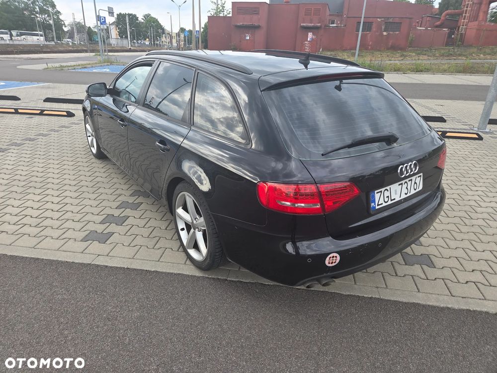 Audi A4 Avant 2.0 TDI - 5