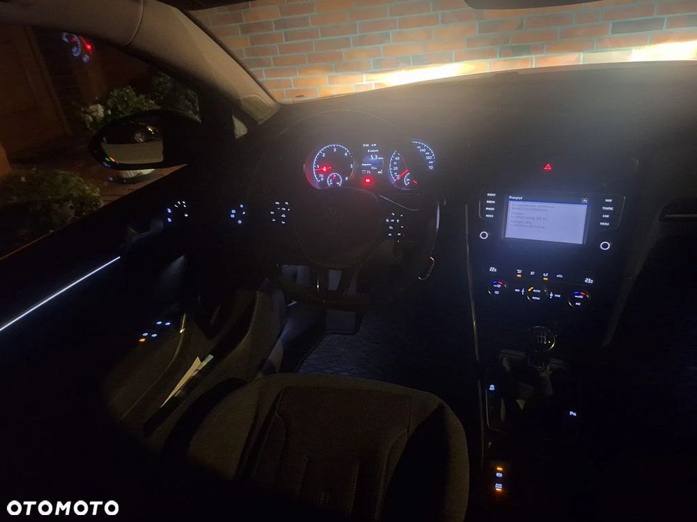 Volkswagen Golf 2.0 TDI BMT Highline - 20