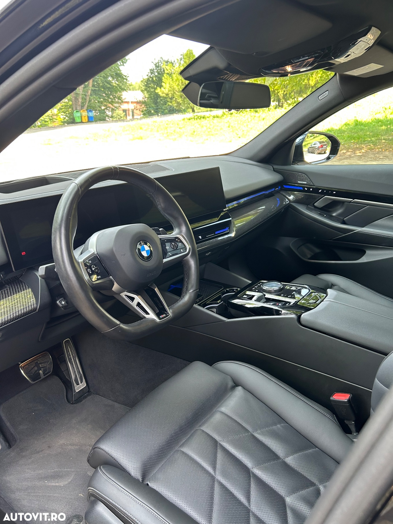 BMW Seria 5 520d AT MHEV - 14