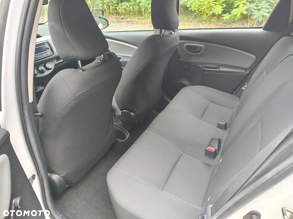 Toyota Yaris 1.5 Active - 9