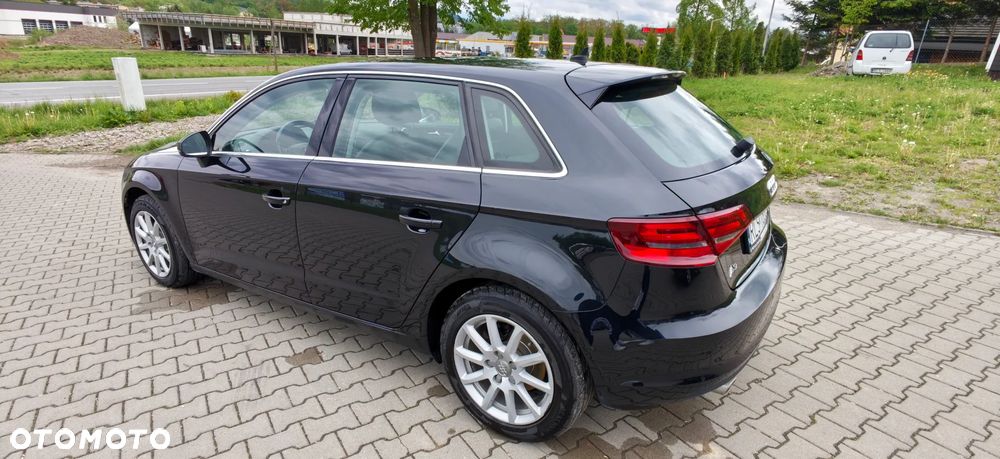 Audi A3 Sportback 1.6 TDI Ambiente - 26