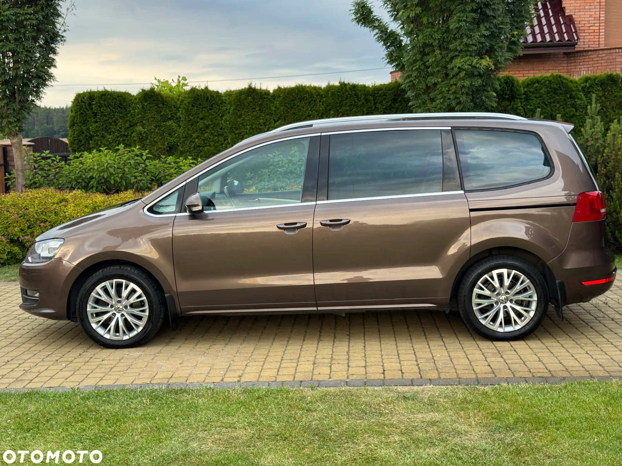 Volkswagen Sharan 2.0 TDI Highline DSG - 5