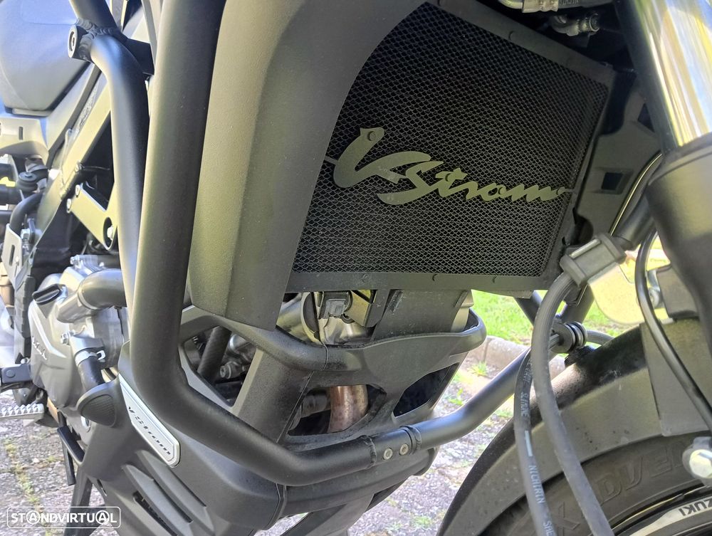 Suzuki DL V-Strom DL 650A - 15