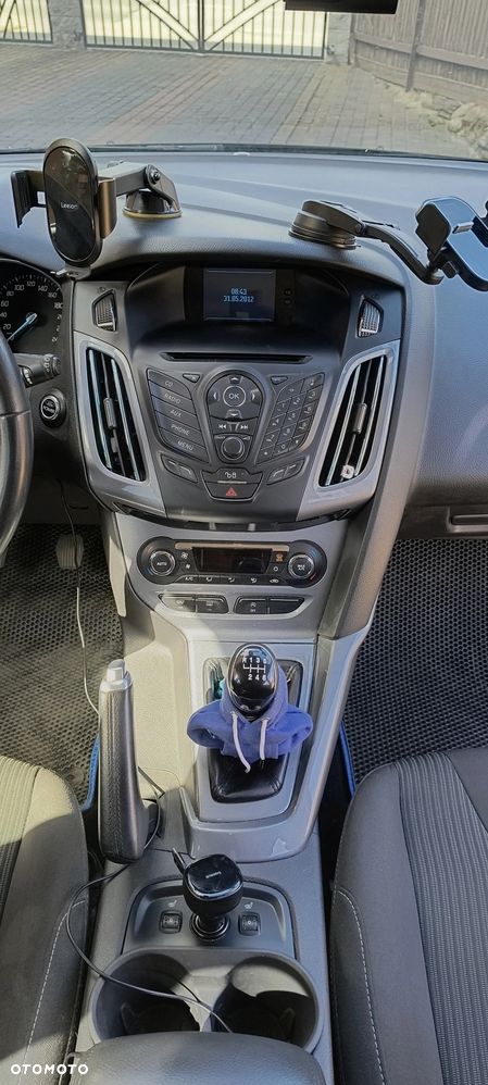 Ford Focus 1.6 TDCi DPF Titanium - 16