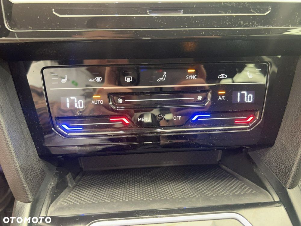Volkswagen Passat - 20