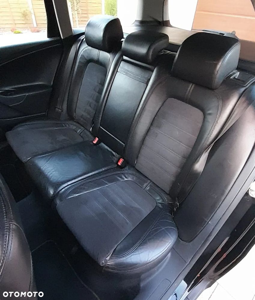 Volkswagen Passat 2.0 FSI Highline - 7