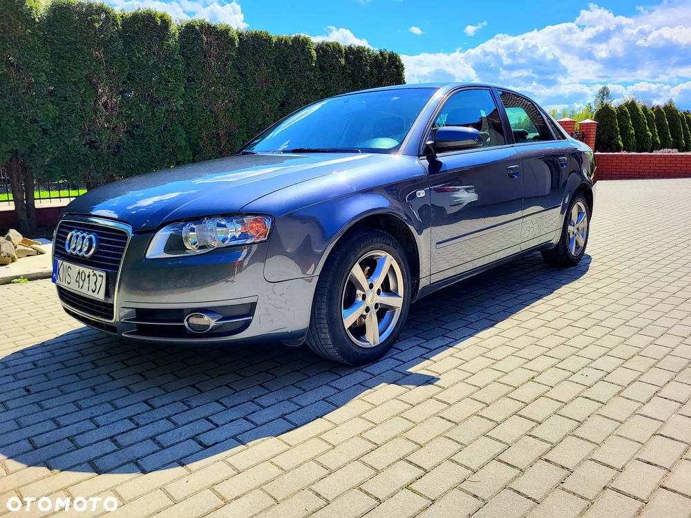 Audi A4 Limousine - 17