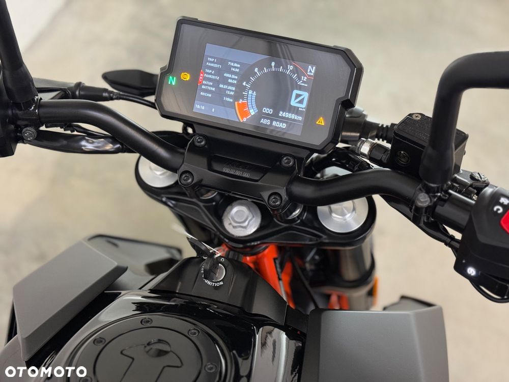 KTM Duke - 22