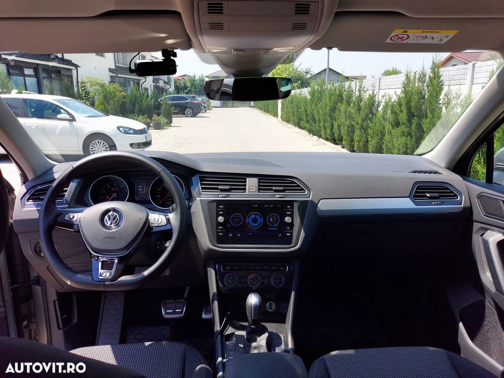 Volkswagen Tiguan - 9