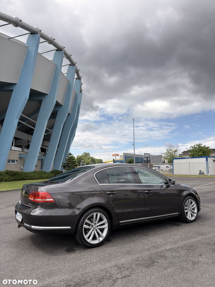 Volkswagen Passat 2.0 TDI DPF Highline DSG - 3