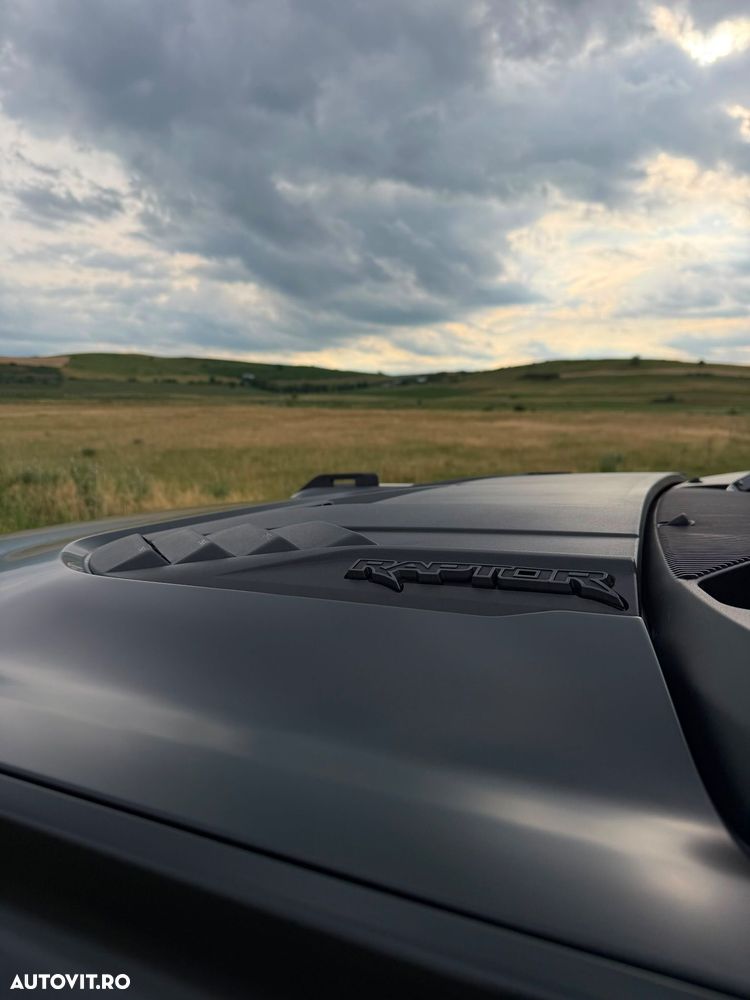Ford Bronco - 13