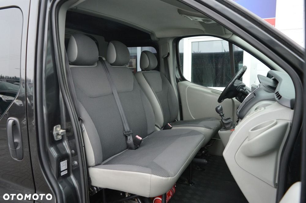Opel Vivaro - 25
