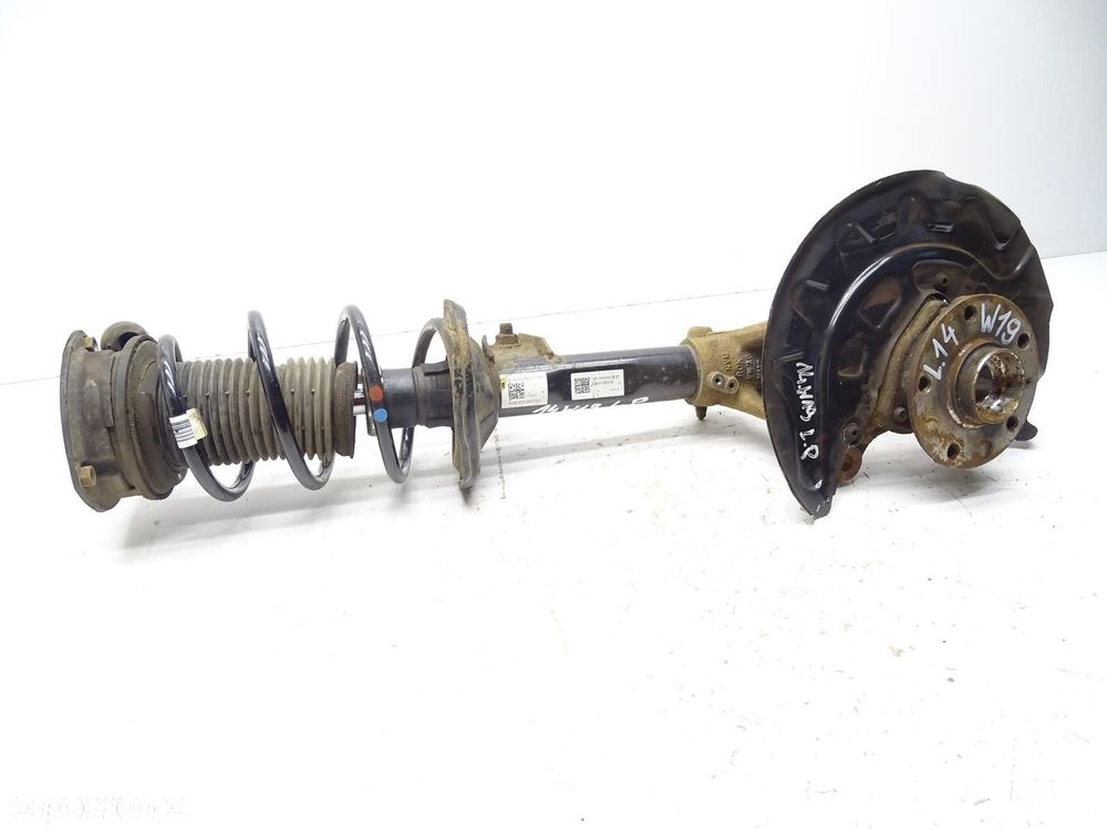 ZWROTNICA AMORTYZATOR MCPERSON LEWY 5Q0413023HB 1.5 TSI SKODA OCTAVIA III - 3