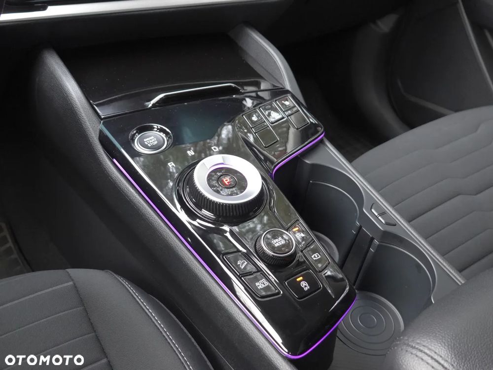 Kia Sportage 1.6 T-GDI MHEV Business Line 2WD DCT - 11