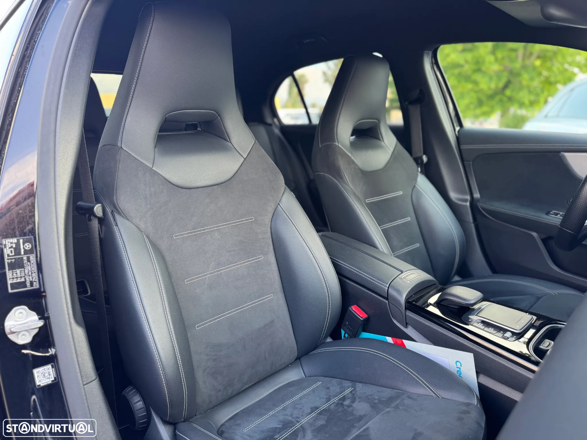 Mercedes-Benz A 250 e AMG Line - 22