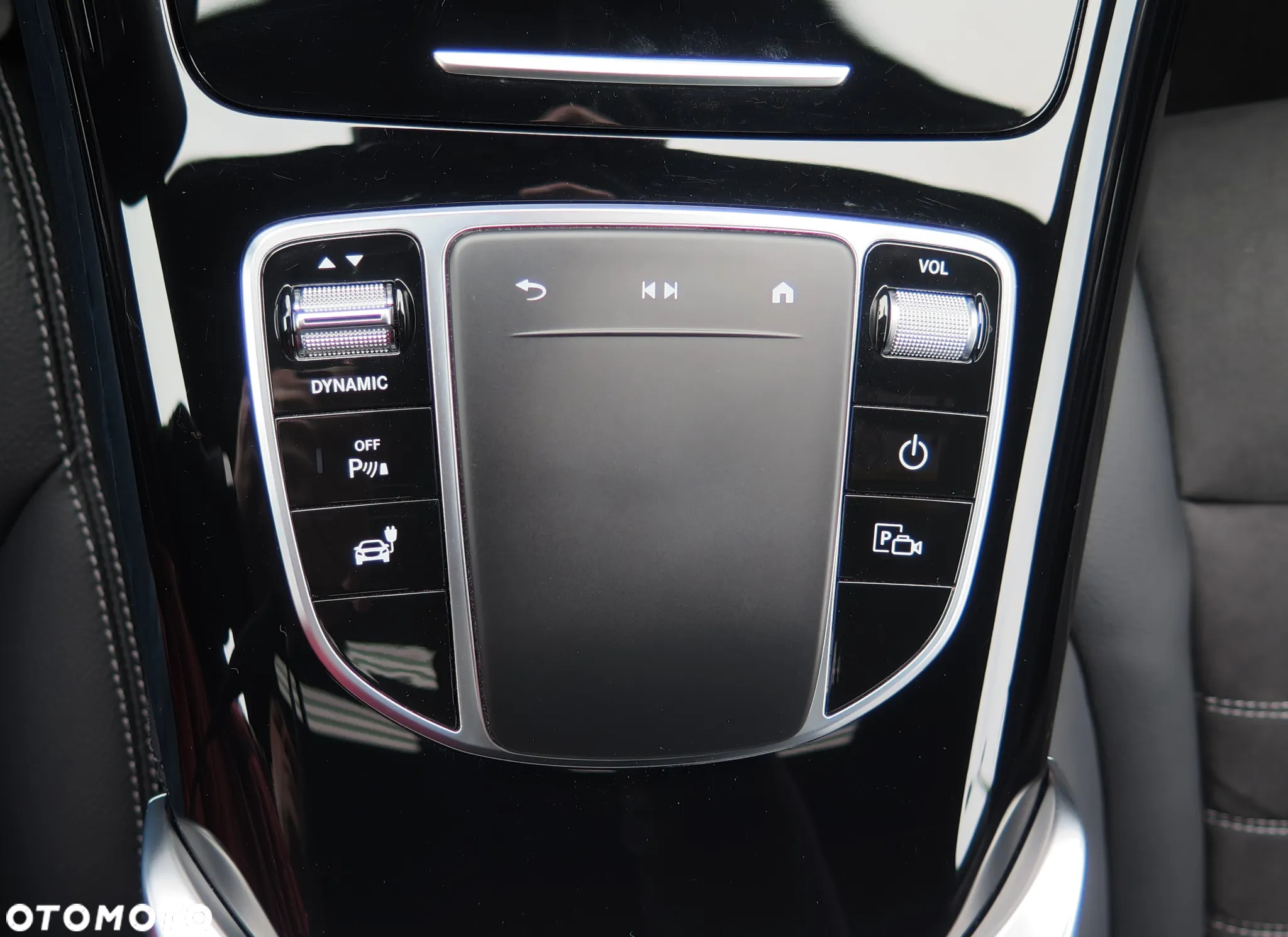 Mercedes-Benz EQC 400 4-Matic Sport - 29