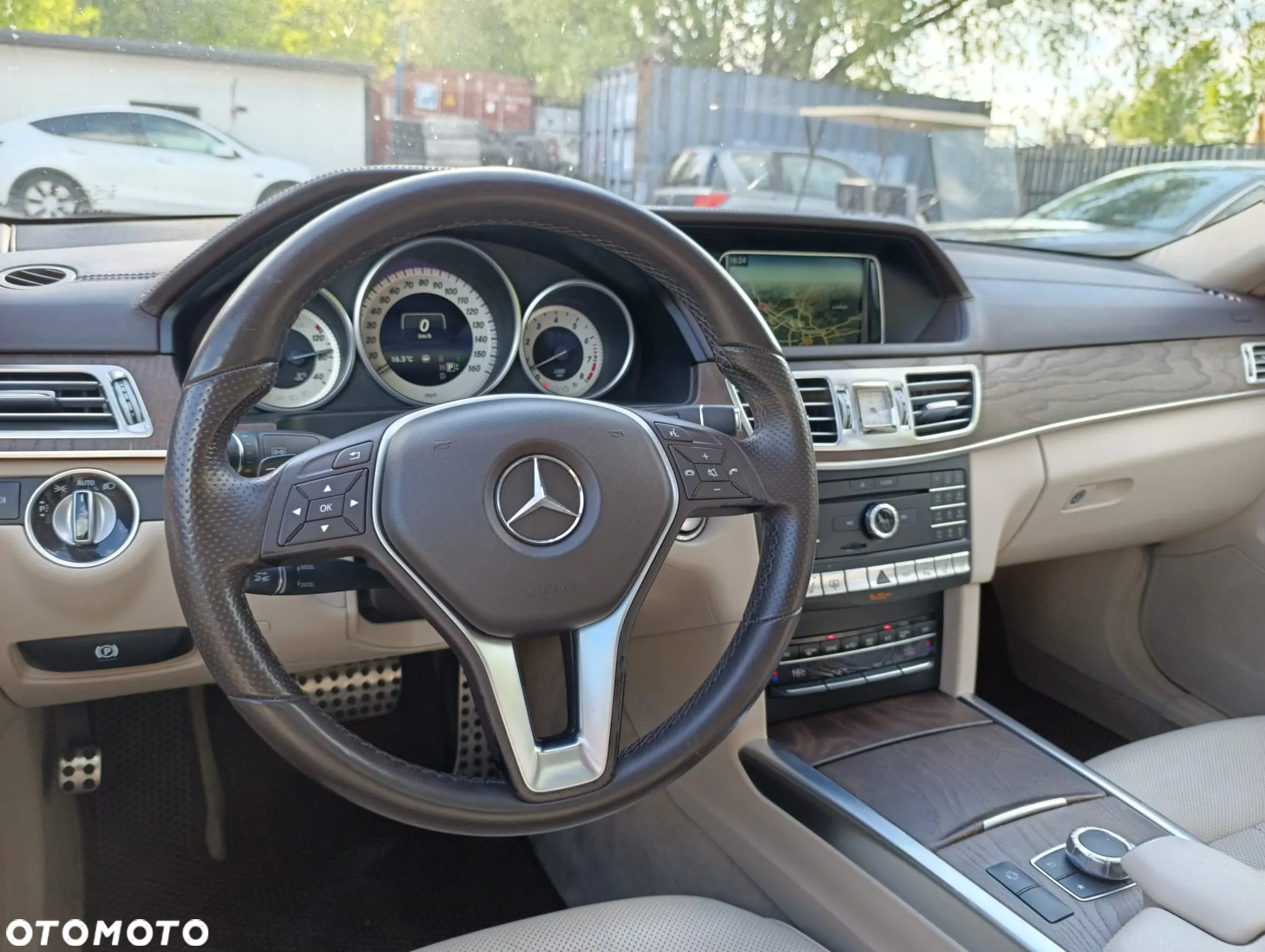 Mercedes-Benz Klasa E 400 7G-TRONIC Avantgarde - 16