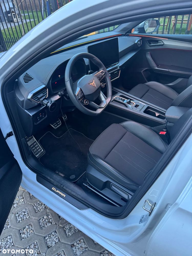 Cupra Leon 1.5 eTSI DSG - 5