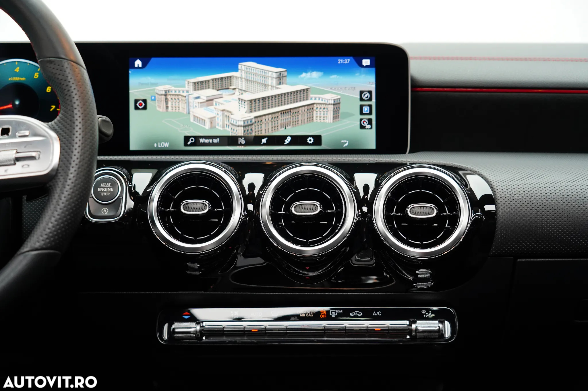 Mercedes-Benz CLA 180 7G-DCT Edition AMG Line - 32