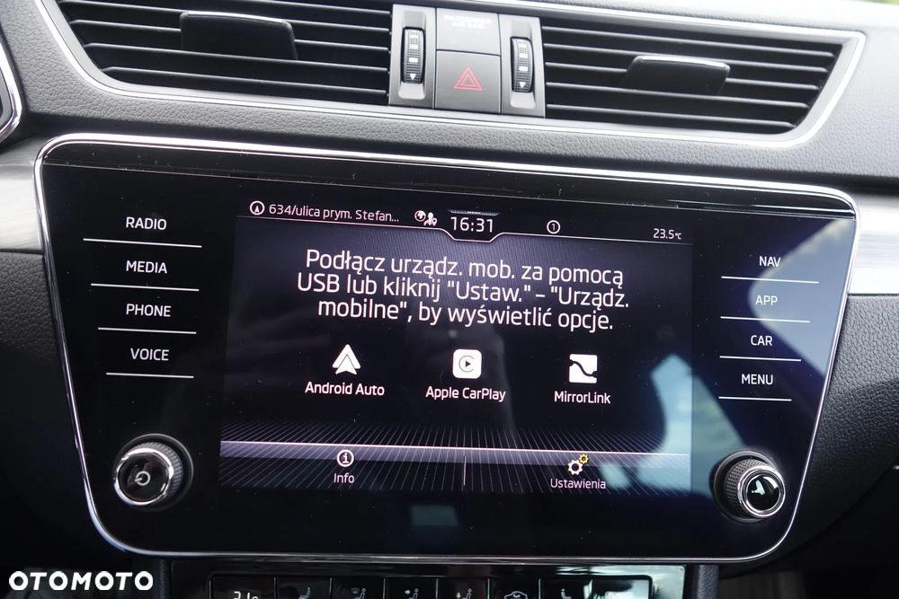 Skoda Superb 2.0 TDI SCR 4x4 Style DSG - 25