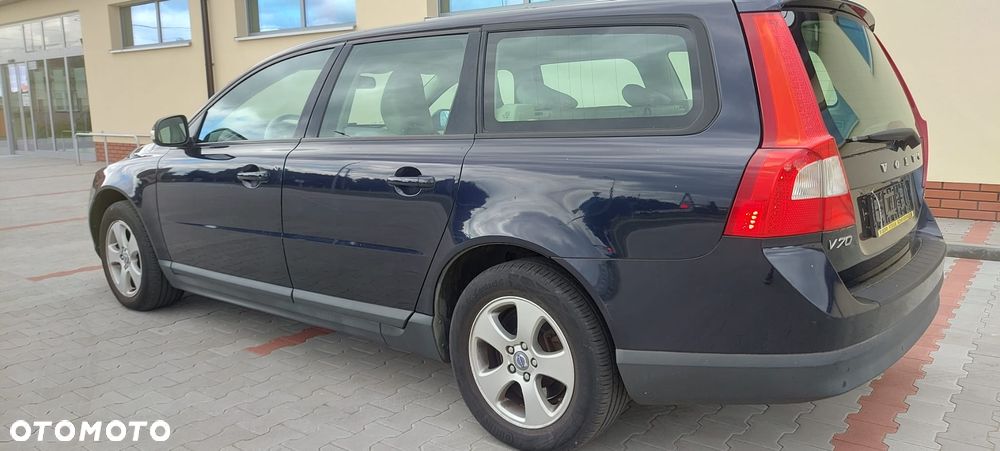 Volvo V70 2.0D Momentum - 24
