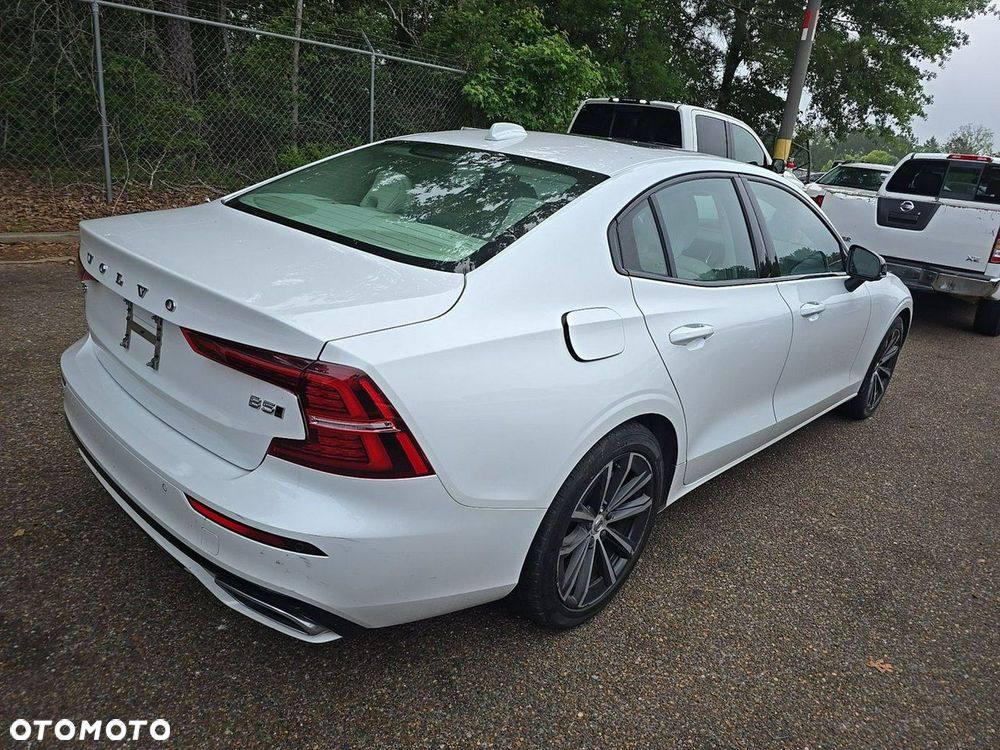 Volvo S60 B5 B AWD Inscription - 4