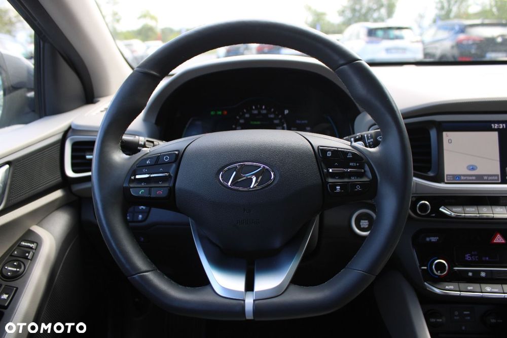 Hyundai IONIQ plug-in hybrid Premium - 32