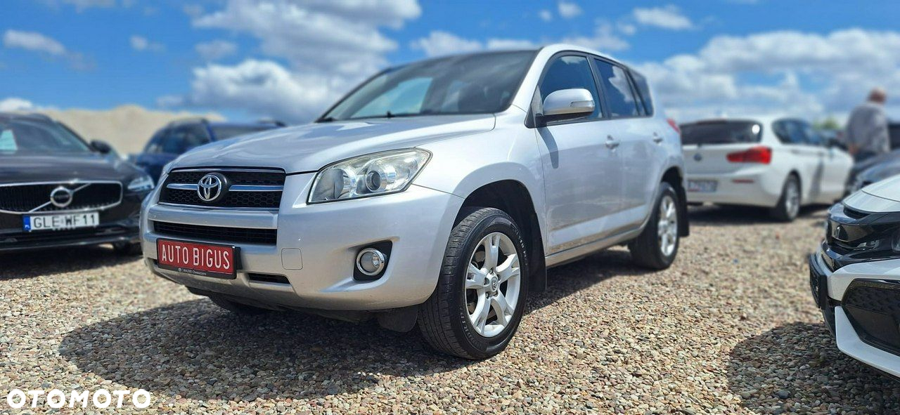 Toyota RAV4 - 3