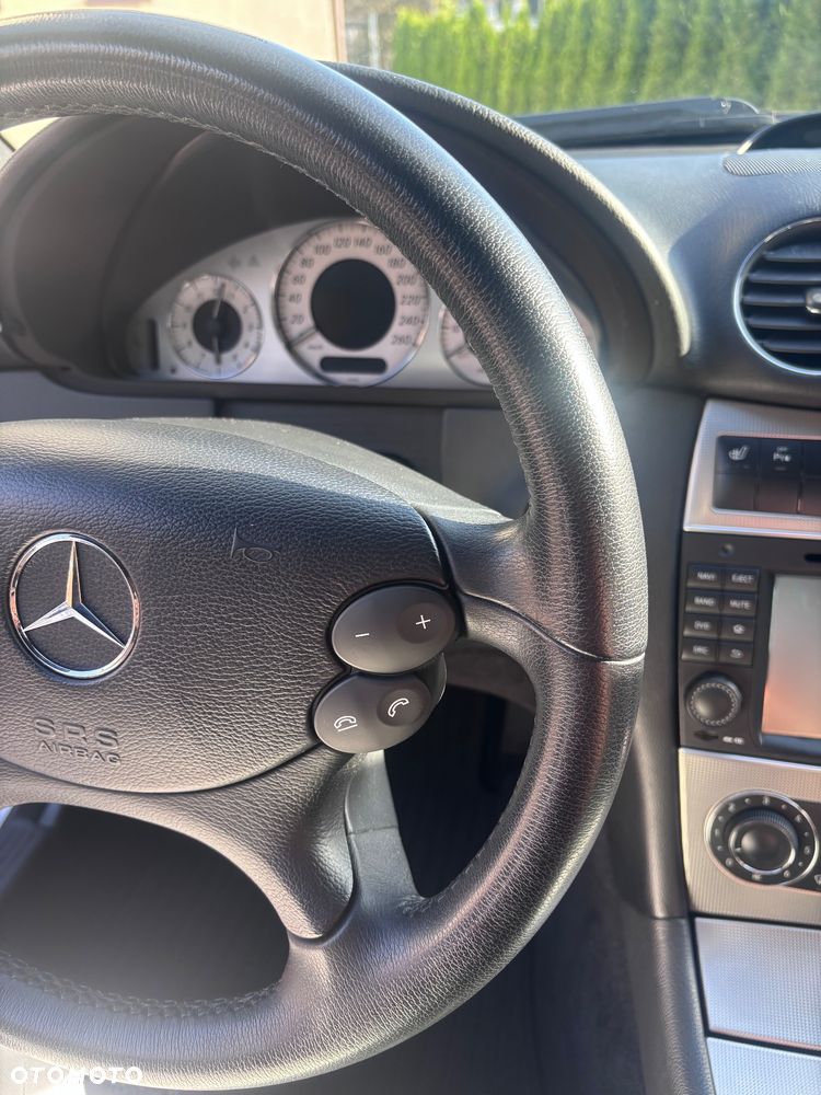 Mercedes-Benz CLK - 20