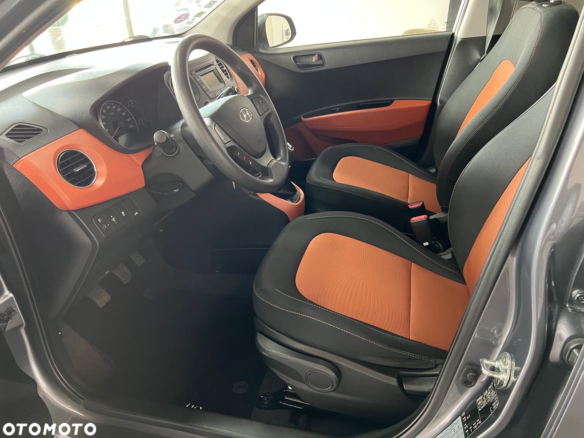 Hyundai i10 - 10
