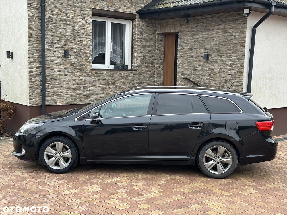 Toyota Avensis 1.8 Premium EU5 - 7