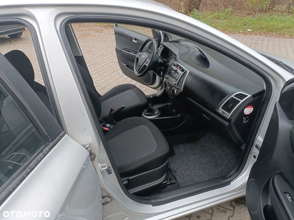 Hyundai i20 1.25 Comfort - 14