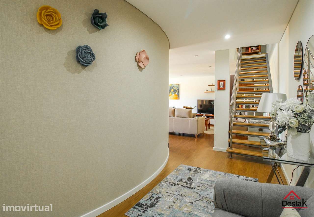 T3 Duplex Exclusivo no Centro de Viseu | Vista Deslumbrante para a Sé - Grande imagem: 3/46