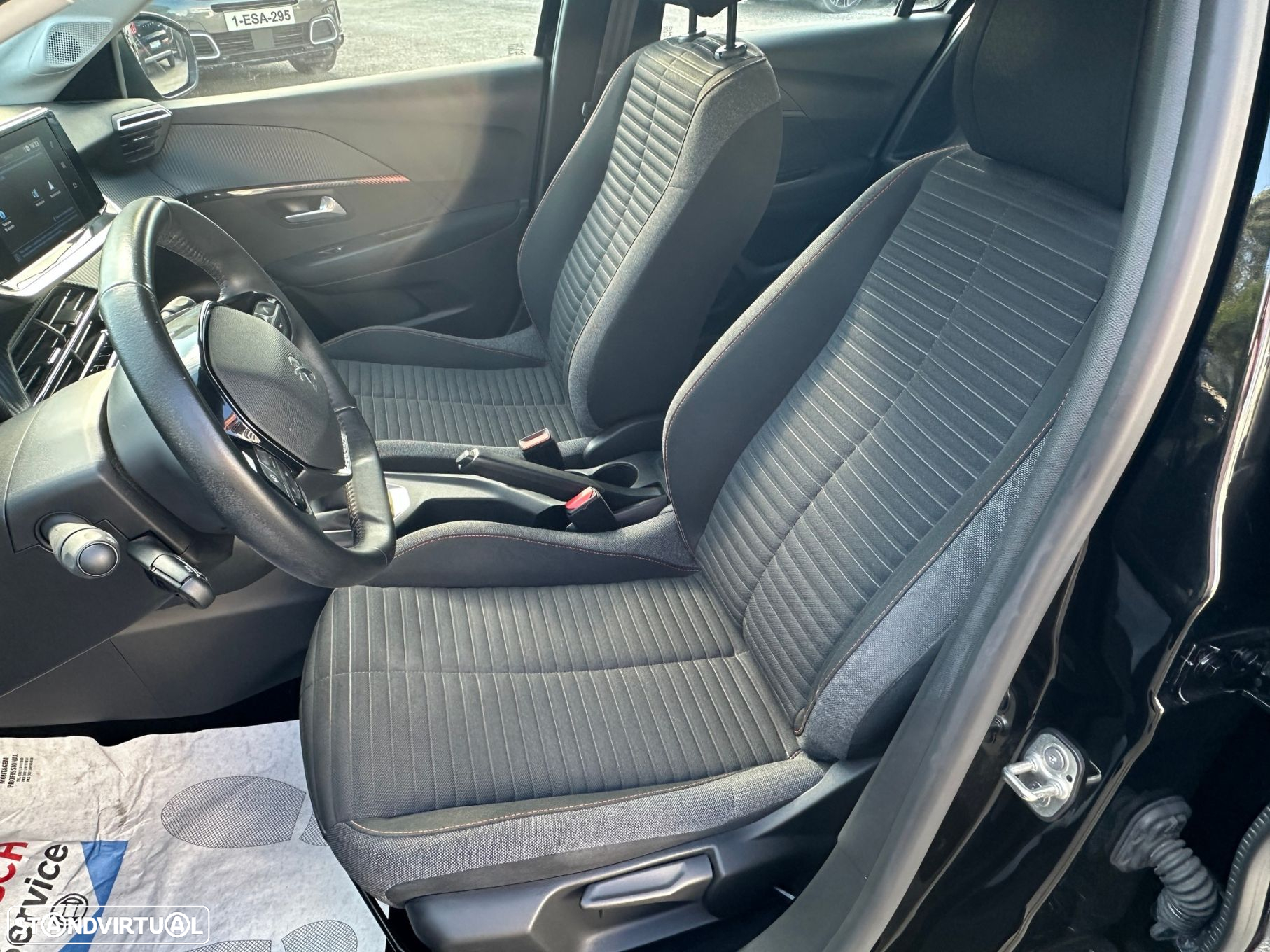 Peugeot 208 1.2 PureTech Active Pack - 12