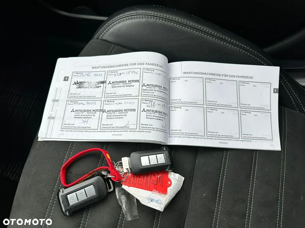 Mitsubishi Outlander 2.4 4WD Diamant - 24