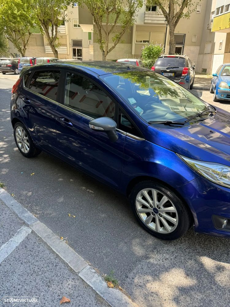 Ford Fiesta - 1