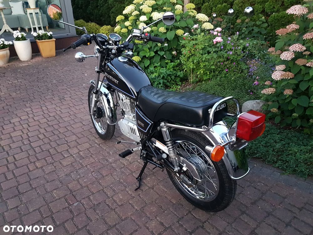 Suzuki GN - 16