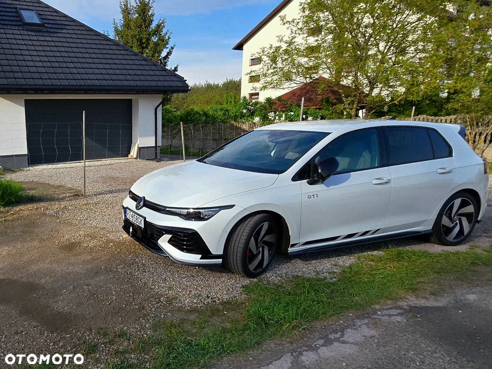 Volkswagen Golf - 19
