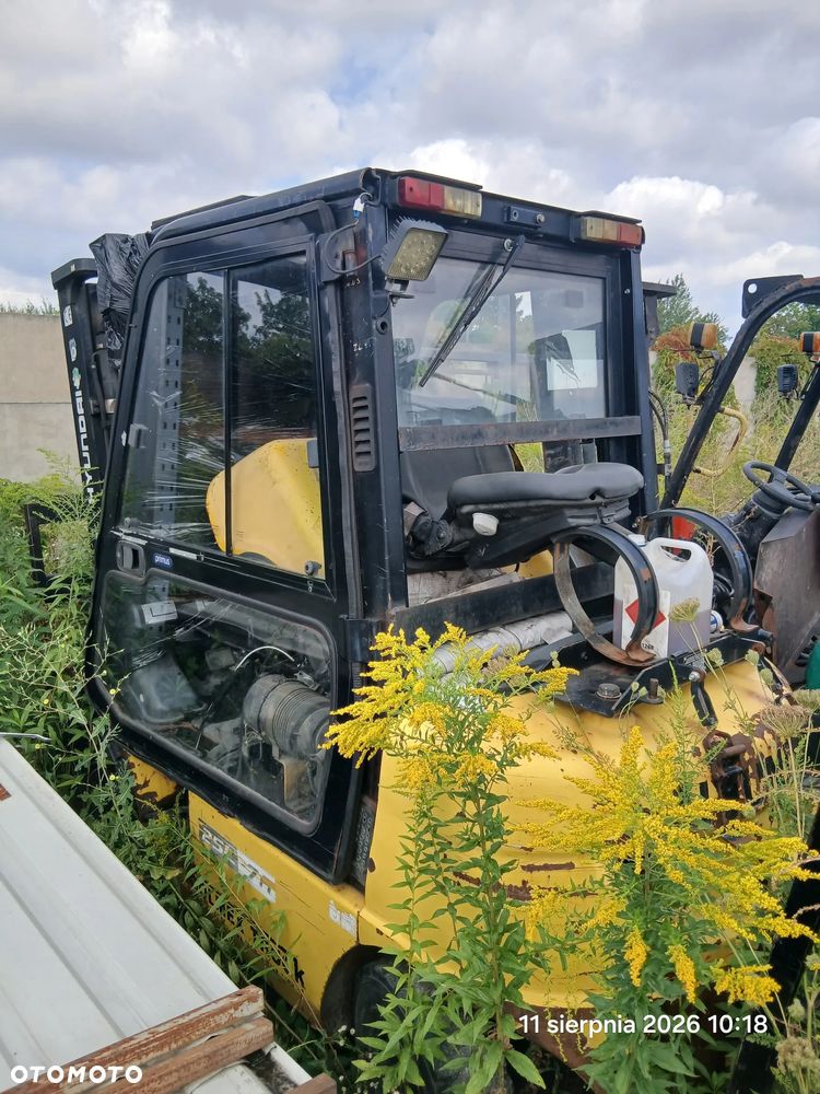 Hyundai 25L-7A - 1