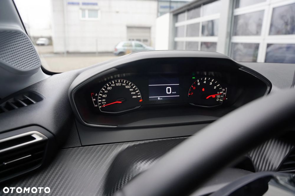 Peugeot 208 - 20