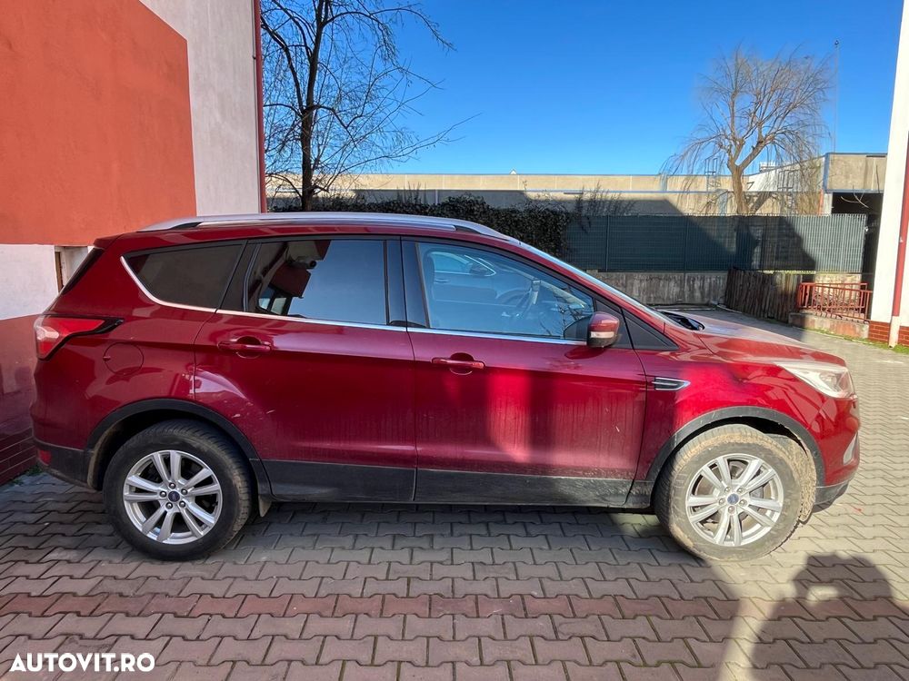 Ford Kuga 1.5 EcoBoost 2WD Titanium - 3